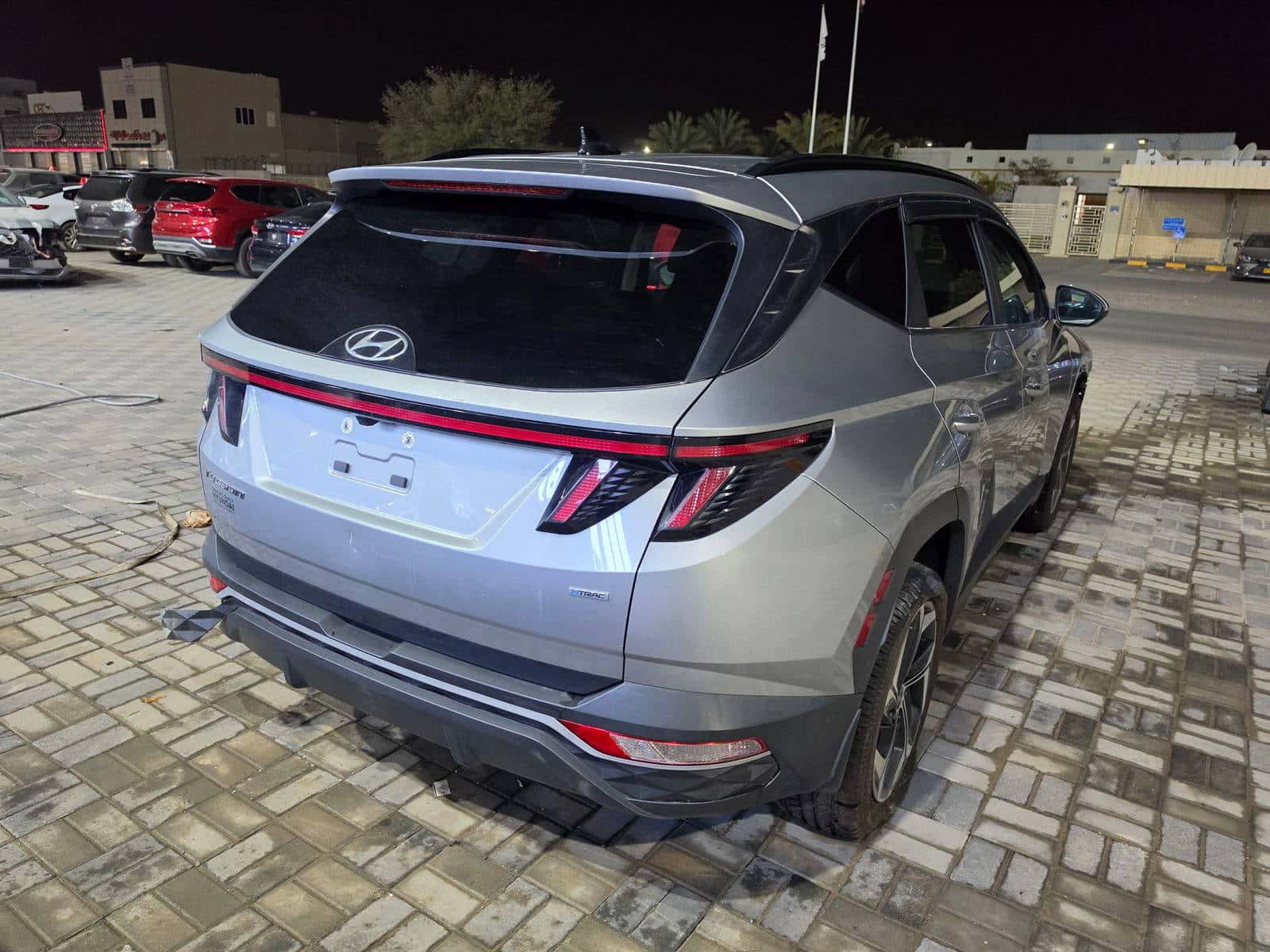 HYUNDAI TUCSON 2023 thumbnail 4