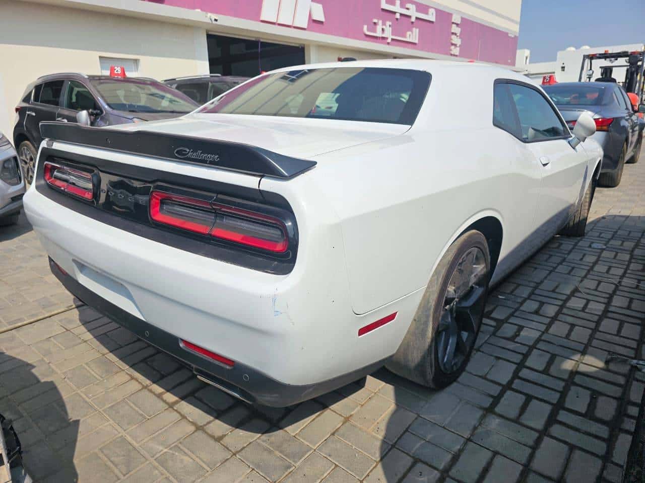 Dodge CHALLENGER 2022 thumbnail 5