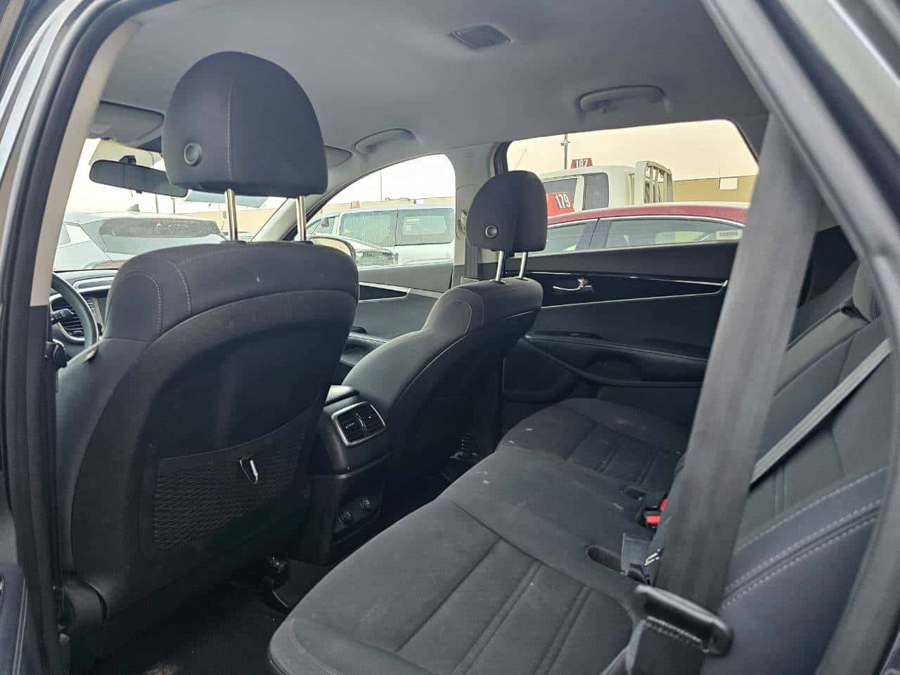 Kia Sorento 2019 thumbnail 7