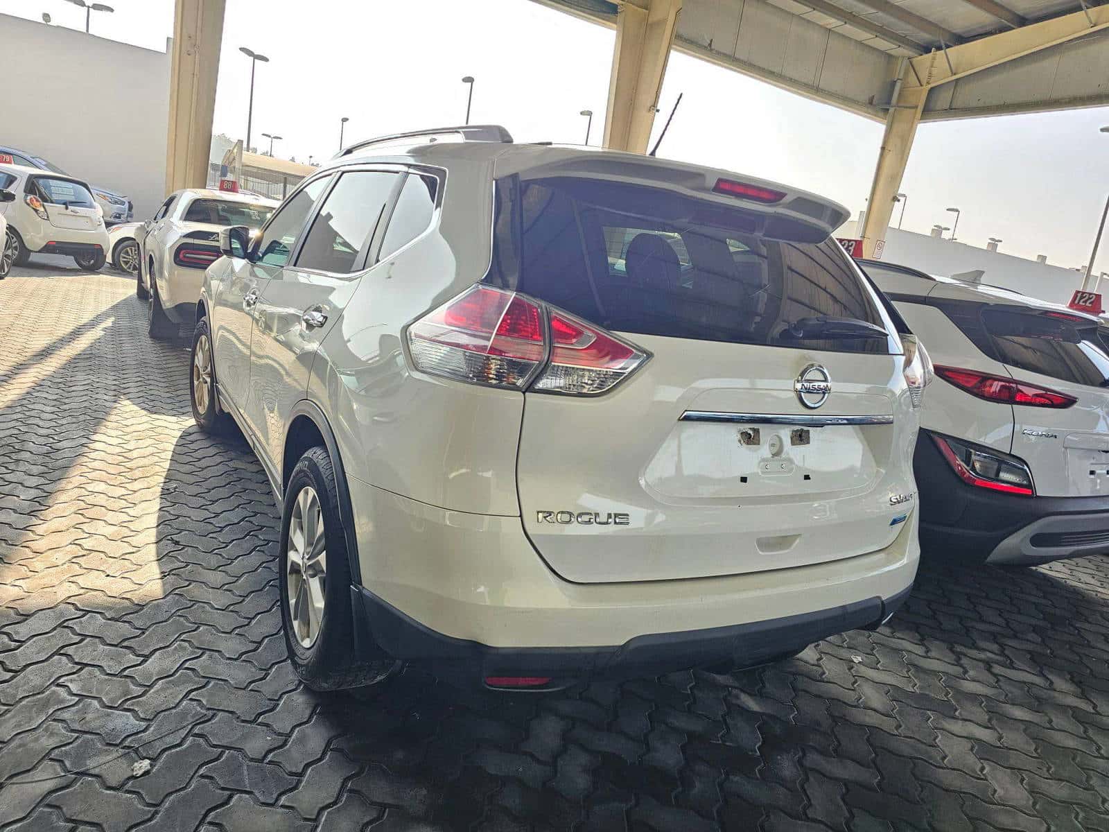NISSAN ROGUE - Exterior