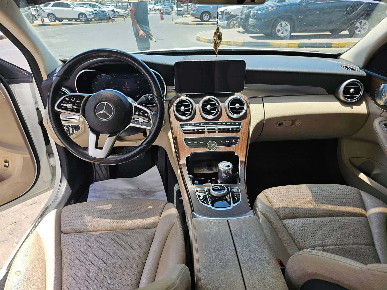 MERCEDES BENZ C300 2021 thumbnail 6