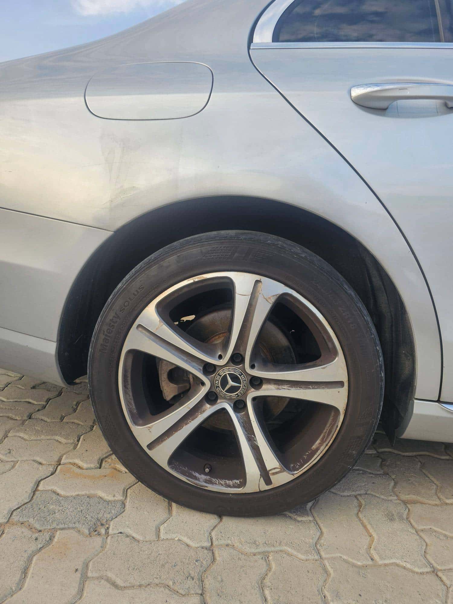 MERCEDES BENZ E-300 2019 thumbnail 6