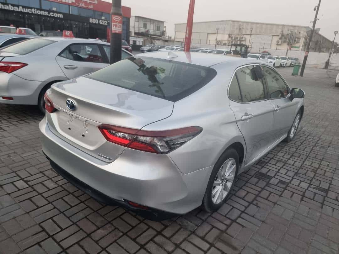 Toyota Camry 2024 thumbnail 4