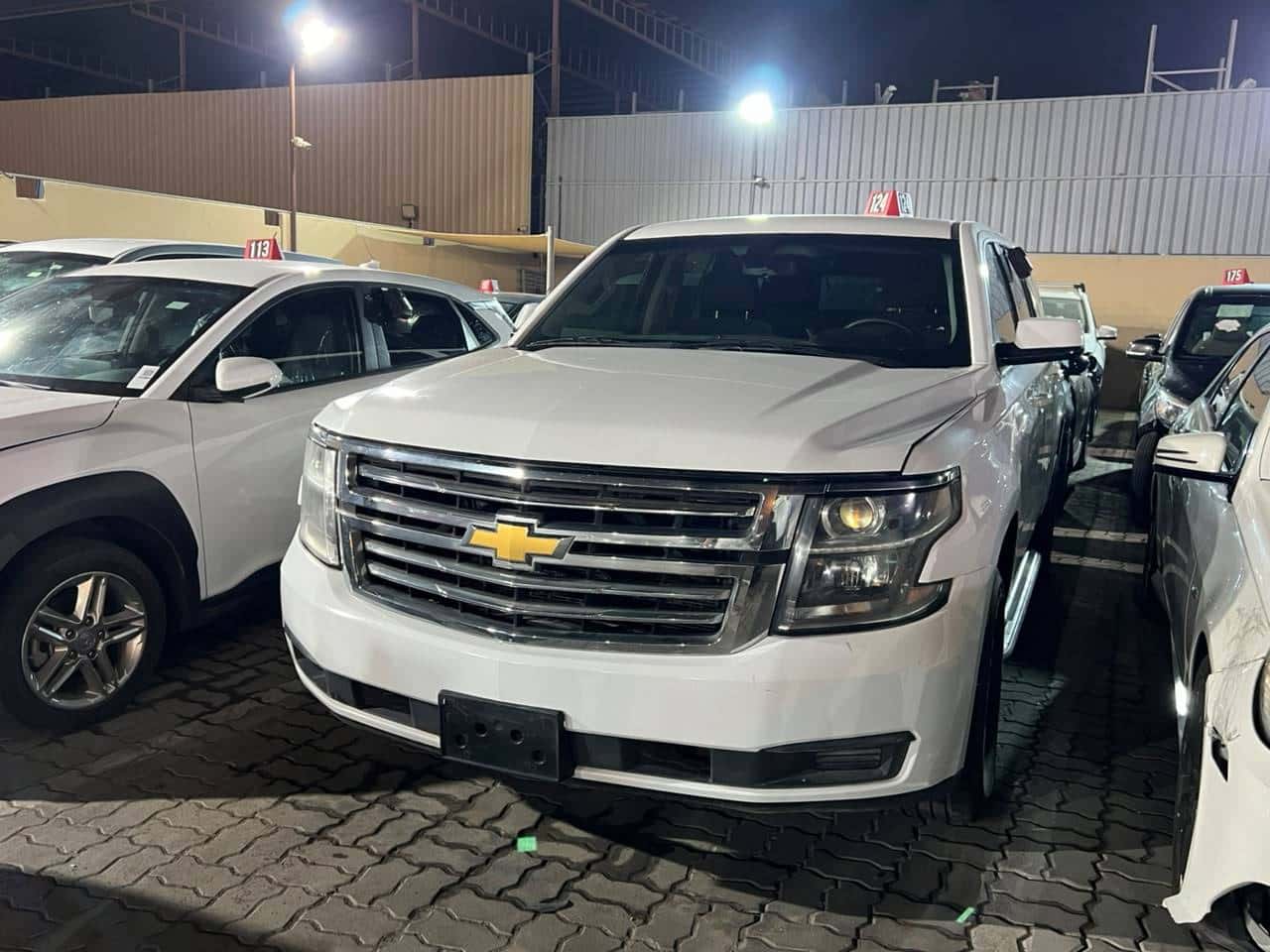 CHEVROLET Tahoe 2020 thumbnail 3