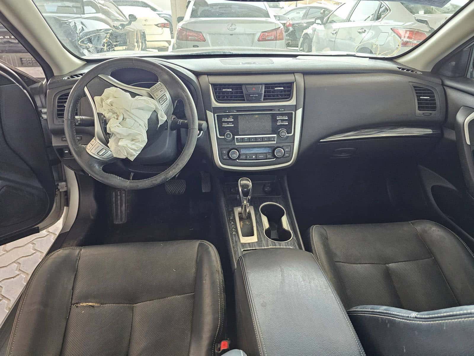 NISSAN ALTIMA - Exterior