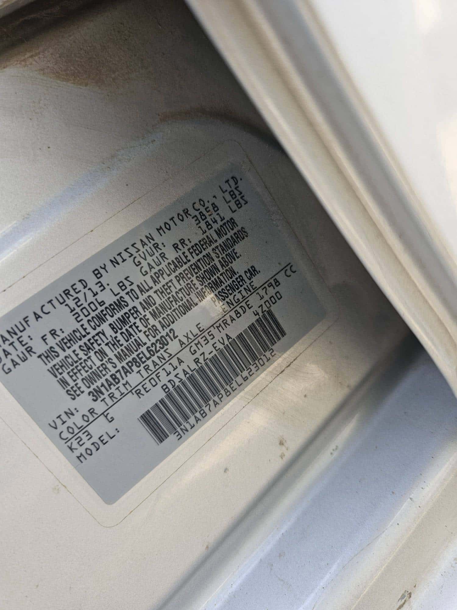 NISSAN SENTRA - Exterior