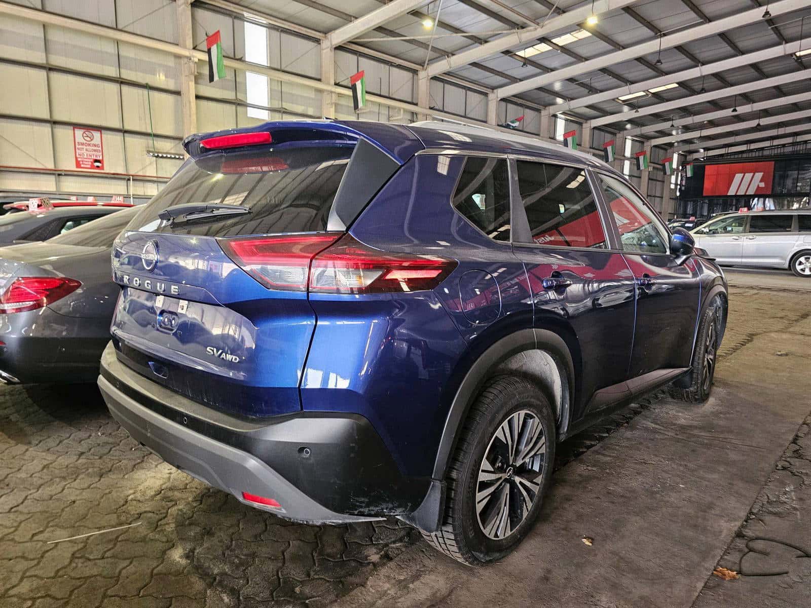 Nissan Rogue 2022 thumbnail 2