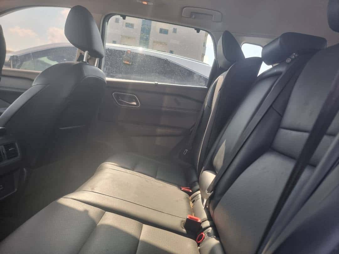 NISSAN ROGUE - Exterior