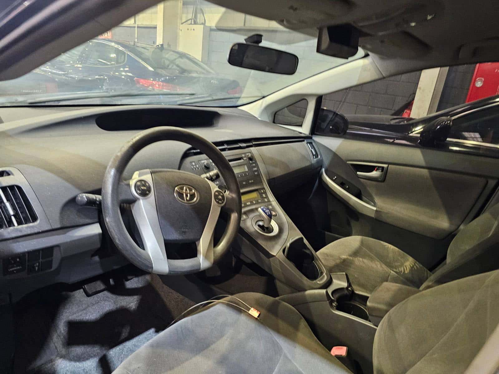 TOYOTA PRIUS 2011 thumbnail 7