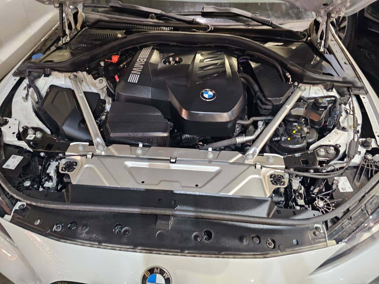 BMW 430i 2025 thumbnail 7