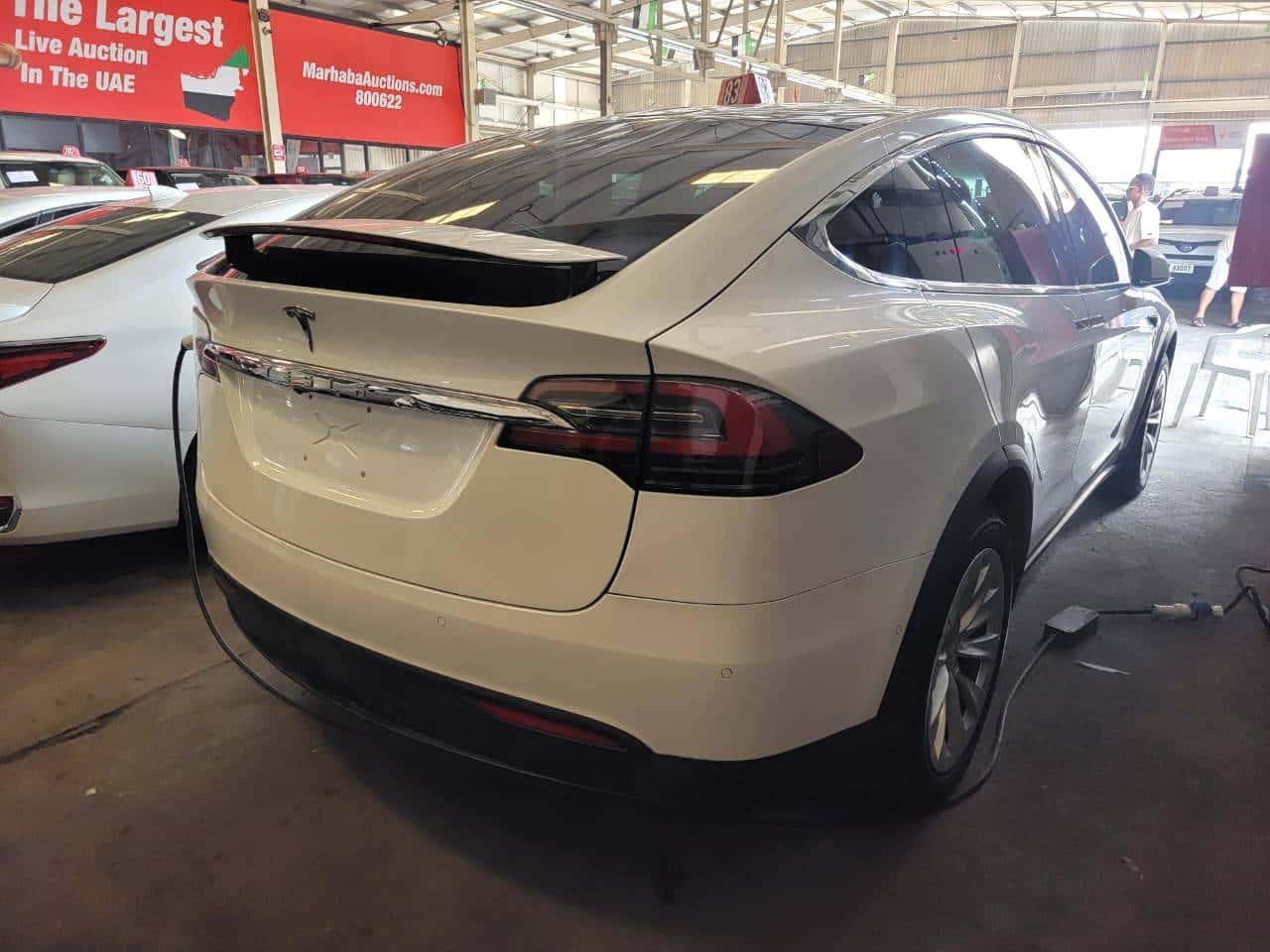 Tesla Model X 2020 thumbnail 5
