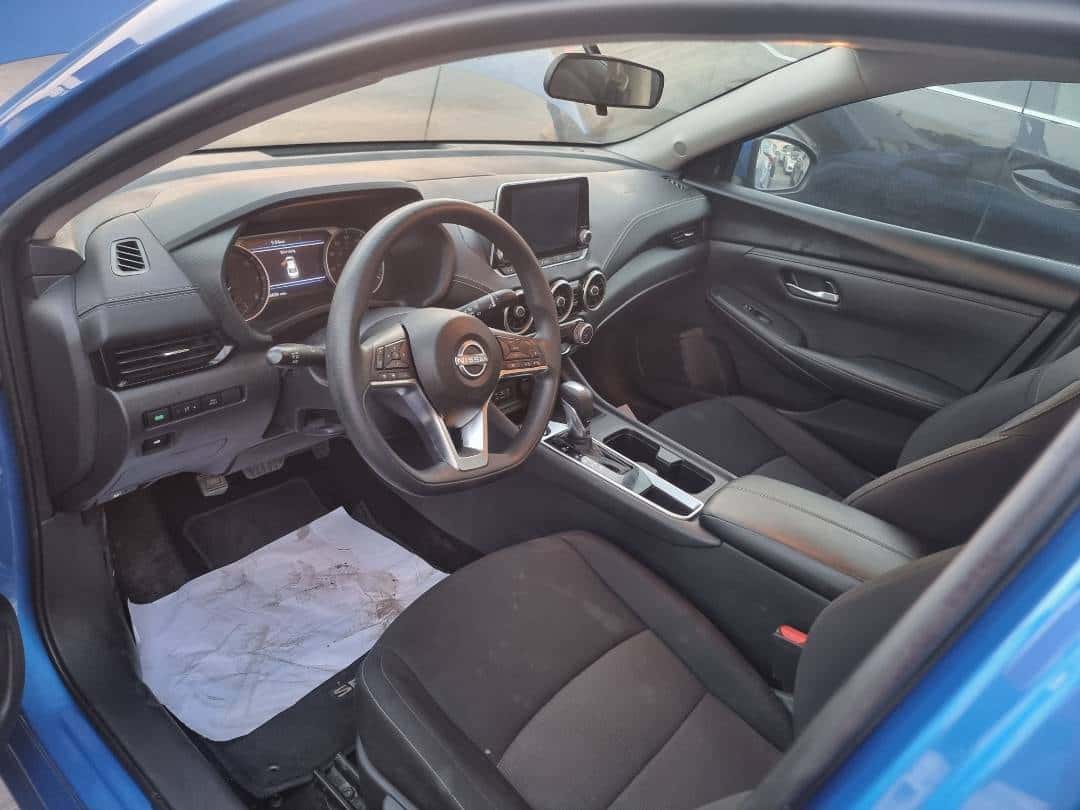 Nissan Sentra 2024 thumbnail 3