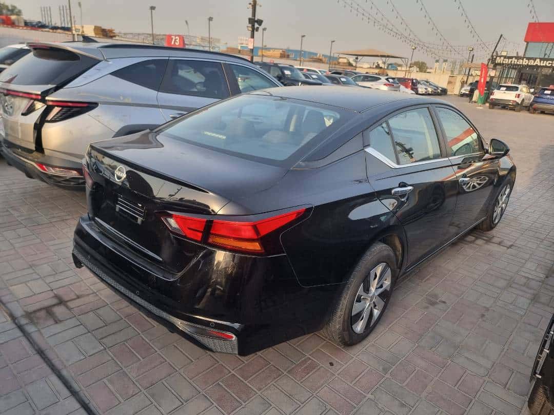 NISSAN ALTIMA 2023 thumbnail 3