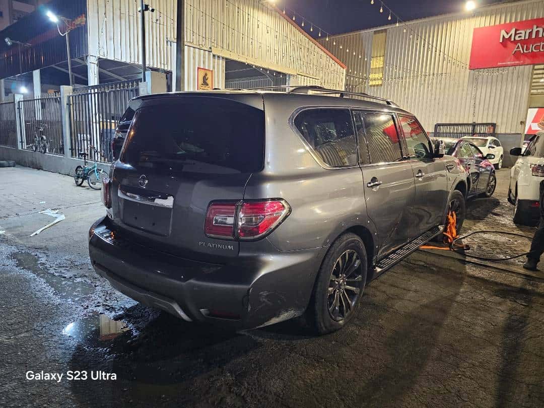 NISSAN ARMADA - Exterior