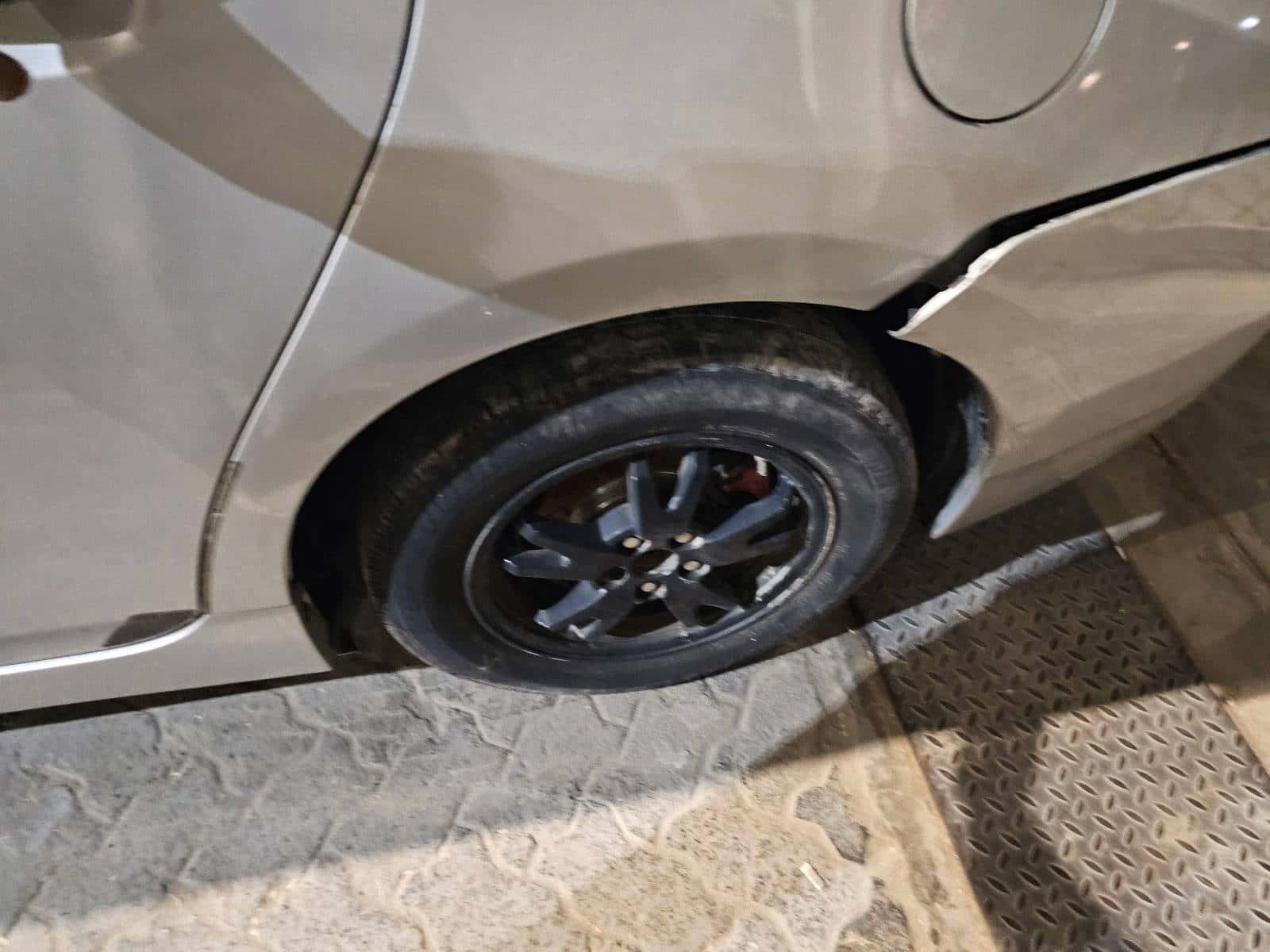 TOYOTA PRIUS 2012 thumbnail 5