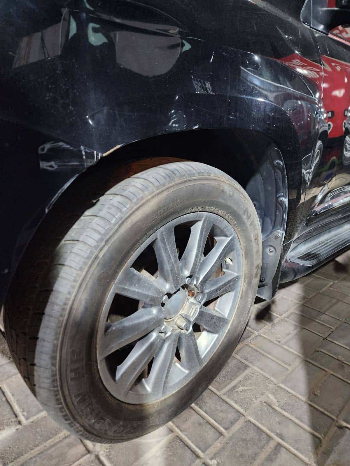 LEXUS LX 570 2011 thumbnail 5