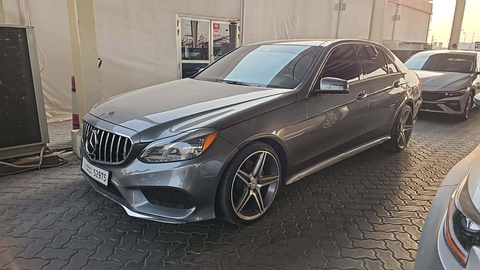 MERCEDES BENZ E350 2016 thumbnail 2