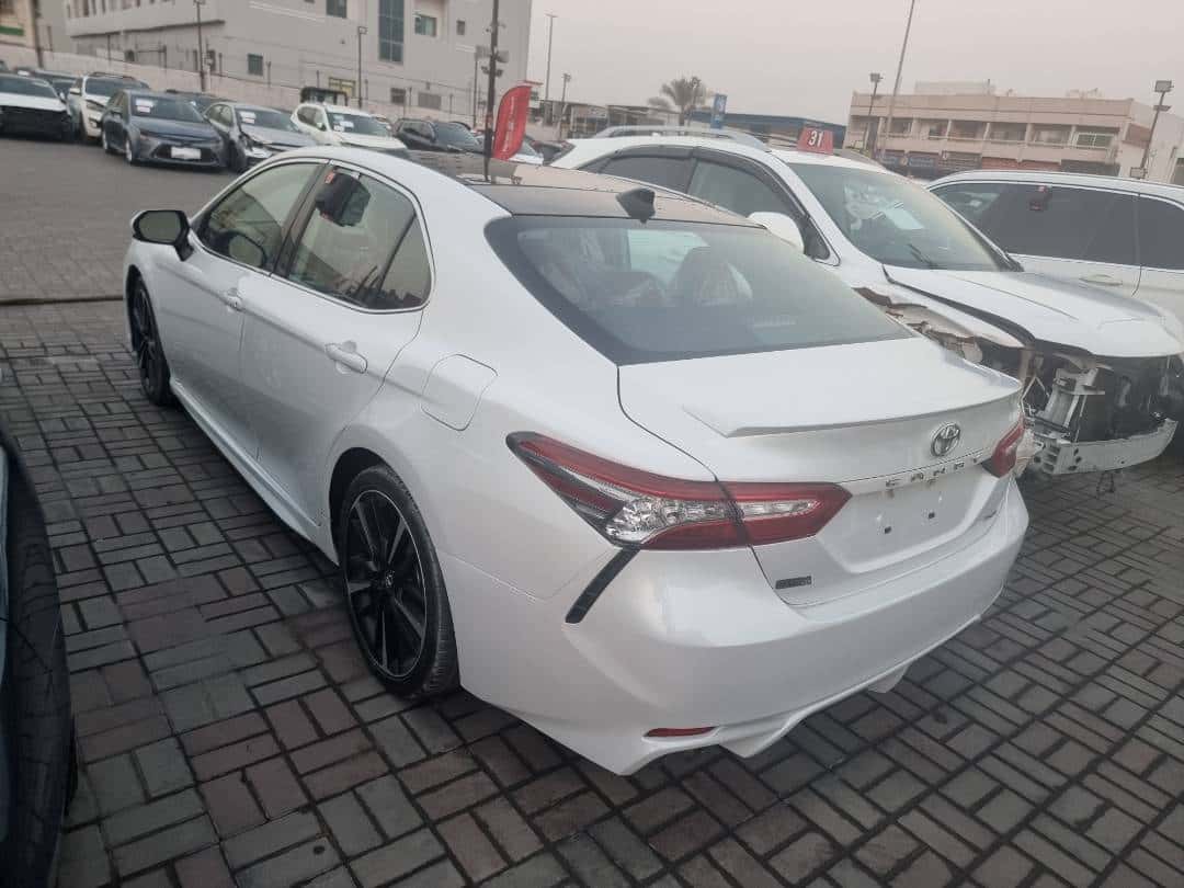 Toyota Camry 2020 thumbnail 2