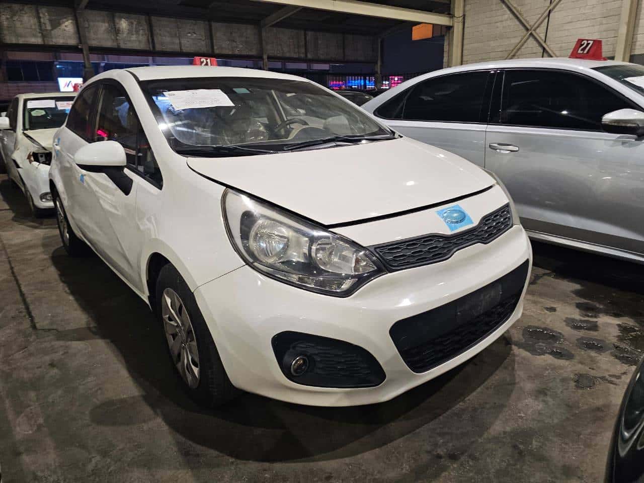 Kia Rio 2013 thumbnail 2