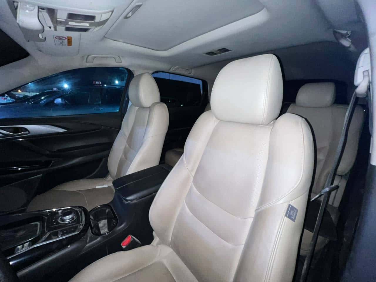 Mazda CX-9 2023 thumbnail 3