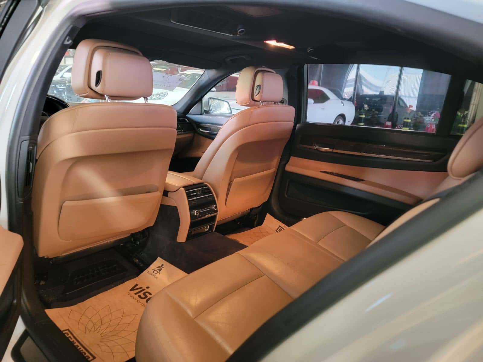 BMW 7 SERIES 740I 2010 thumbnail 7