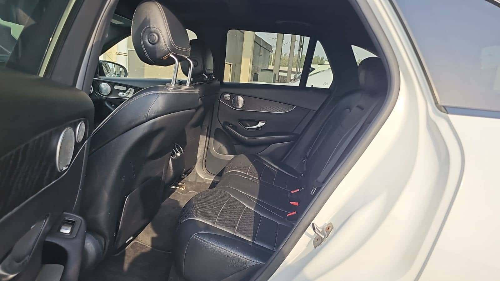 MERCEDES BENZ GLC-300 2020 thumbnail 6