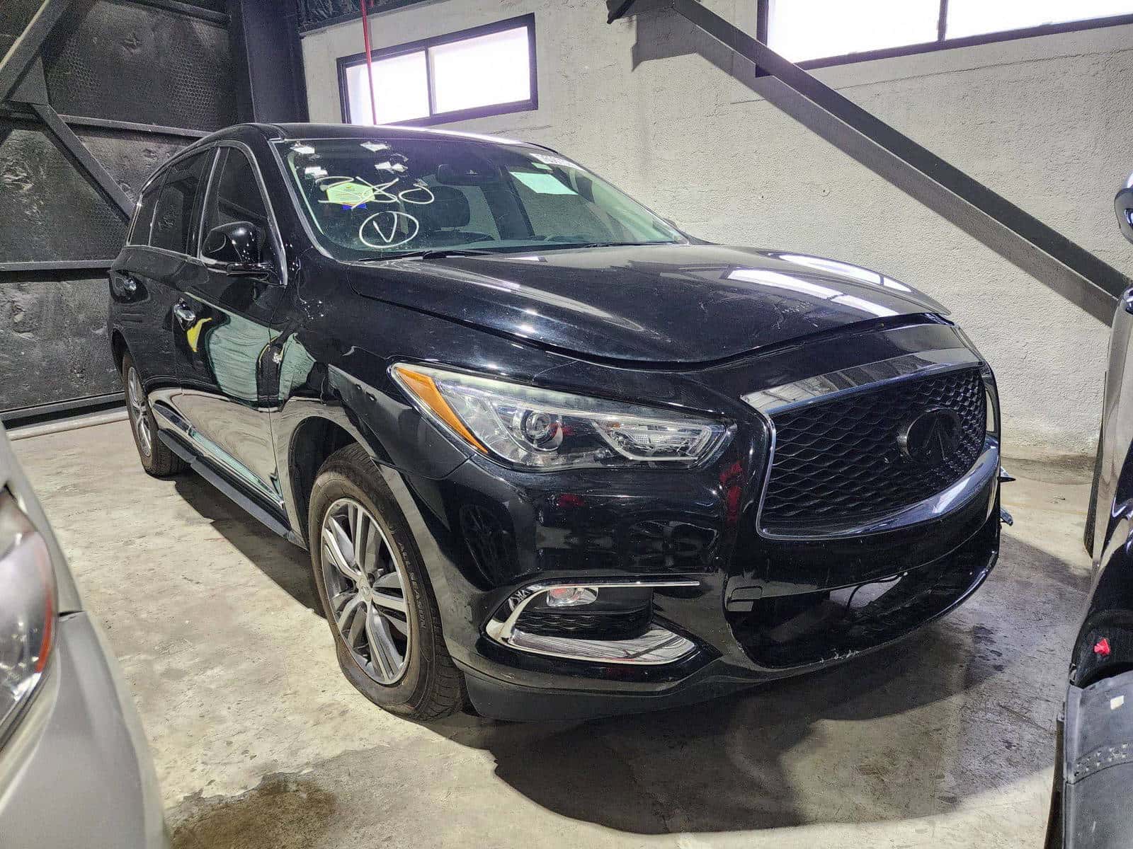 INFINITI QX60 - Exterior