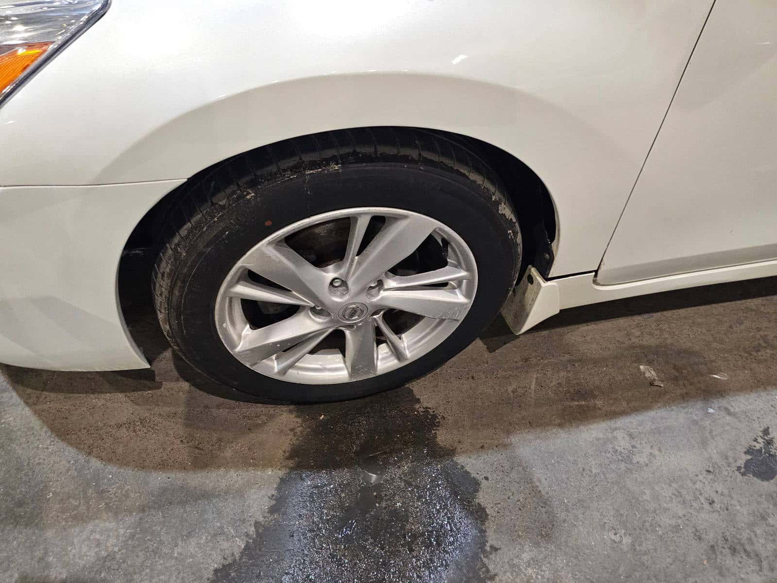 NISSAN ALTIMA - Exterior