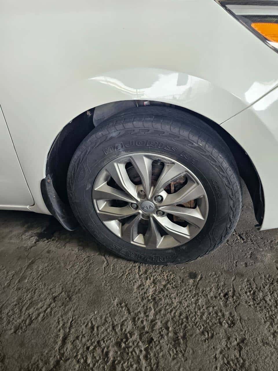 KIA SEDONA 2020 thumbnail 5