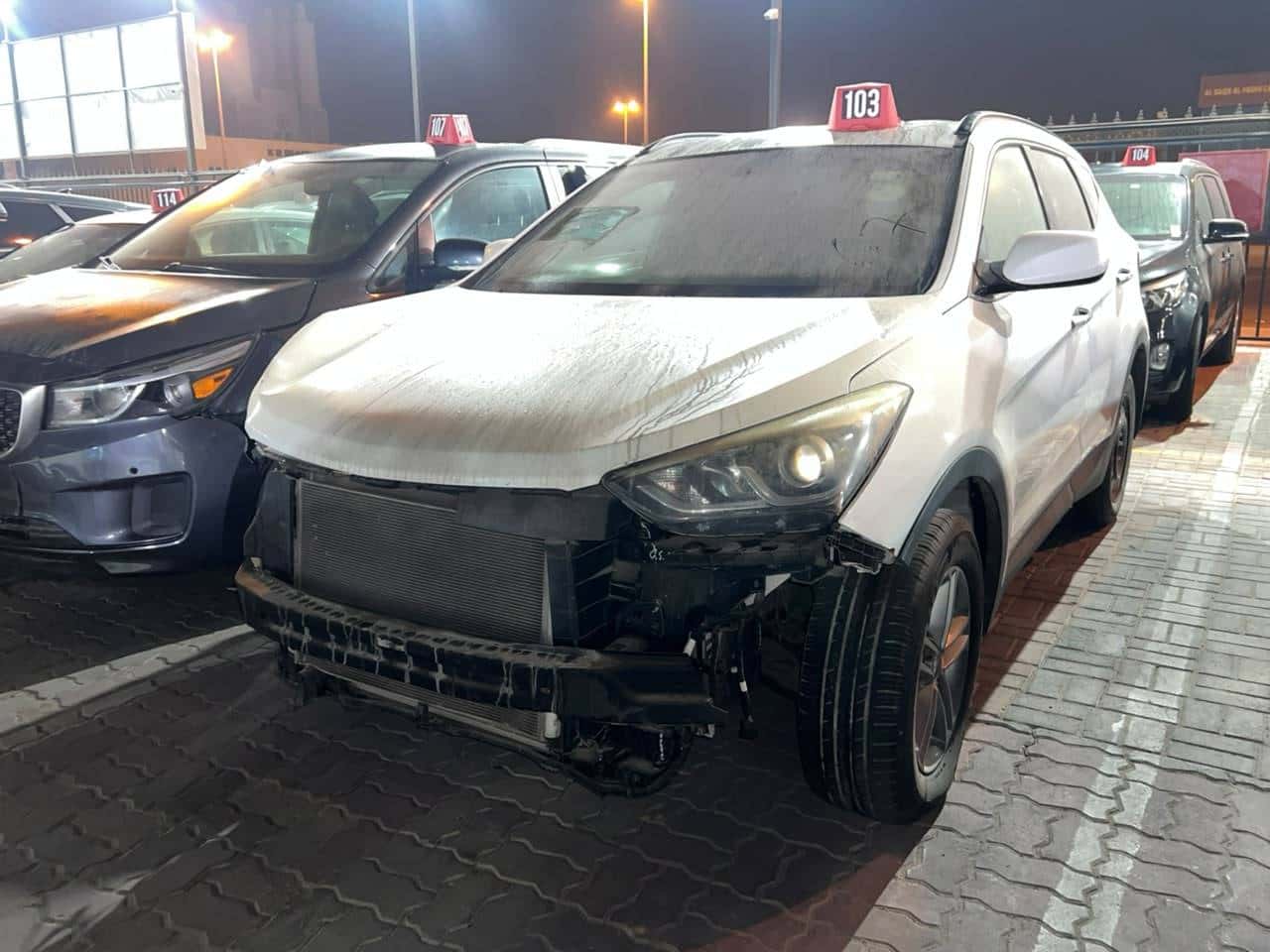 Hyundai Santa Fe 2017 thumbnail 1