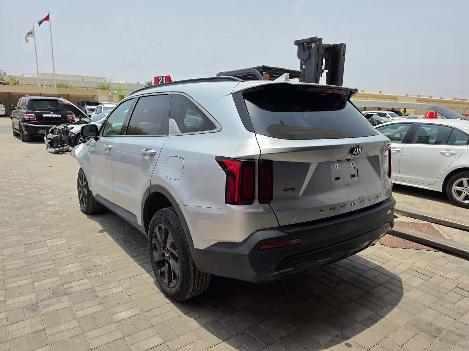 Kia Sorento 2021 thumbnail 4