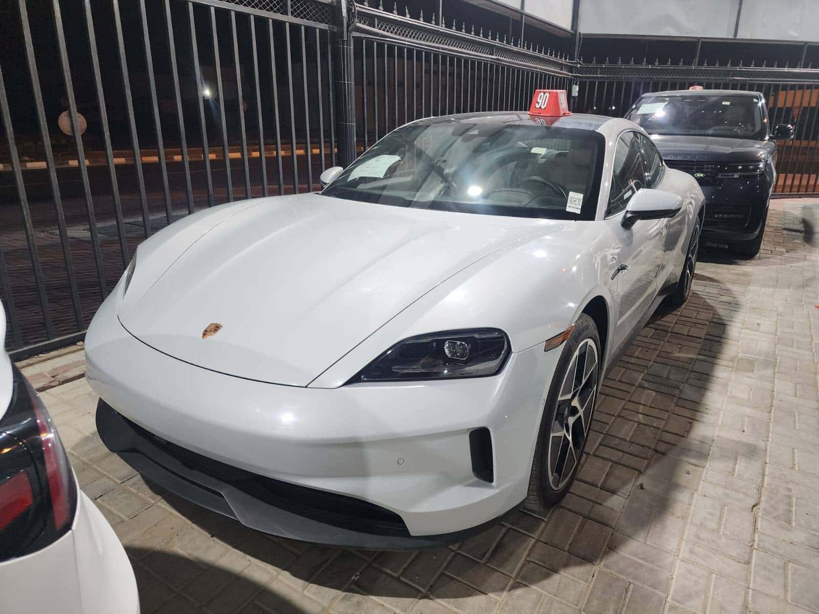PORSCHE TAYCAN - Exterior