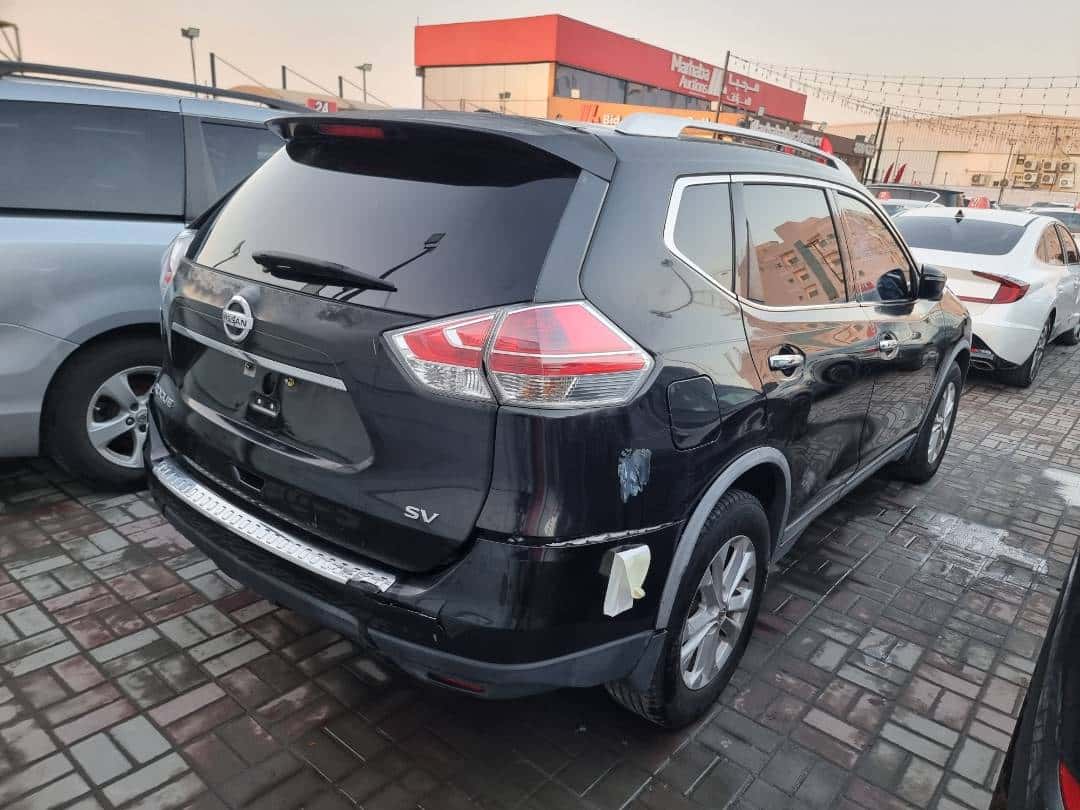 Nissan Rogue 2016 thumbnail 3