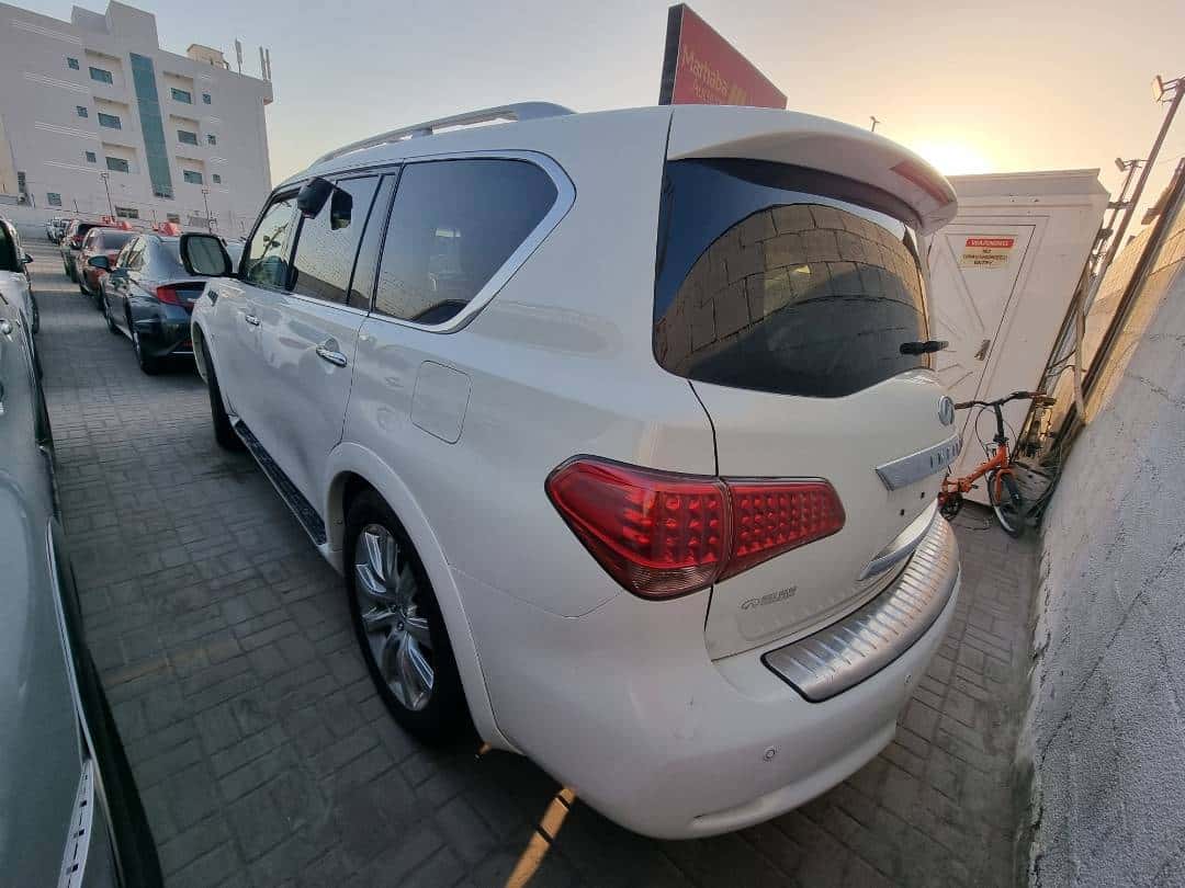 INFINITI QX80 2014 thumbnail 4