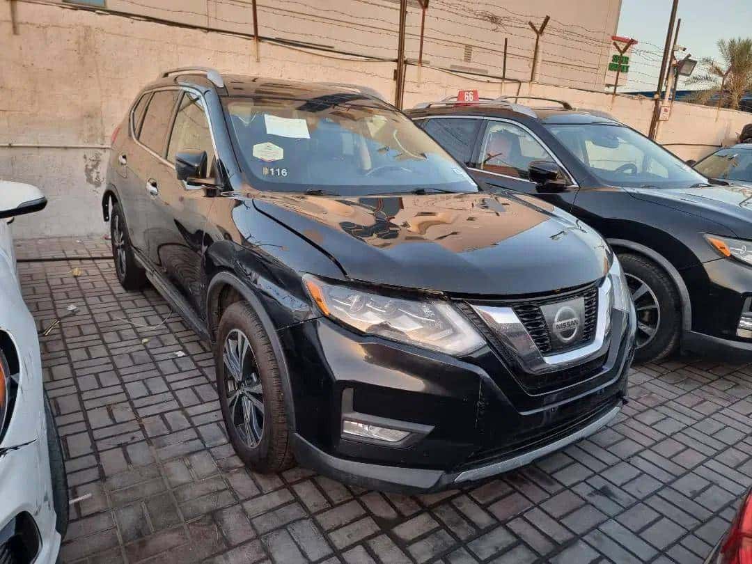 Nissan Rogue 2017 thumbnail 1