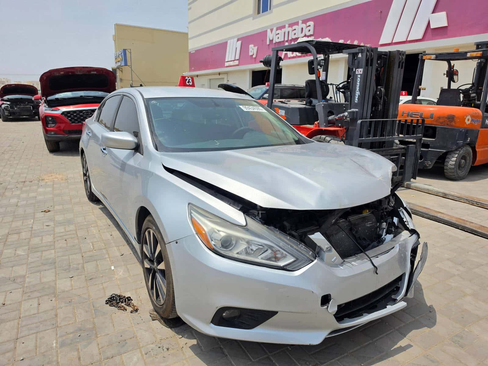 Nissan Altima 2018 thumbnail 2