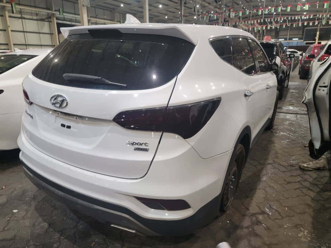 HYUNDAI SANTA FE - Exterior