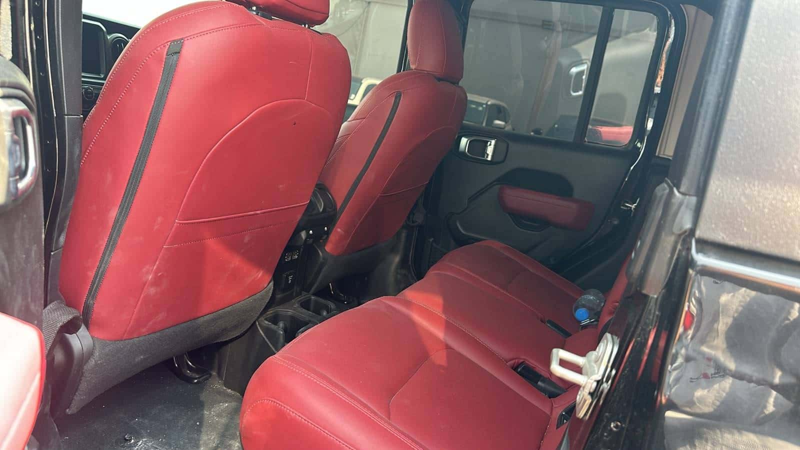 Jeep Gladiator 2023 thumbnail 6