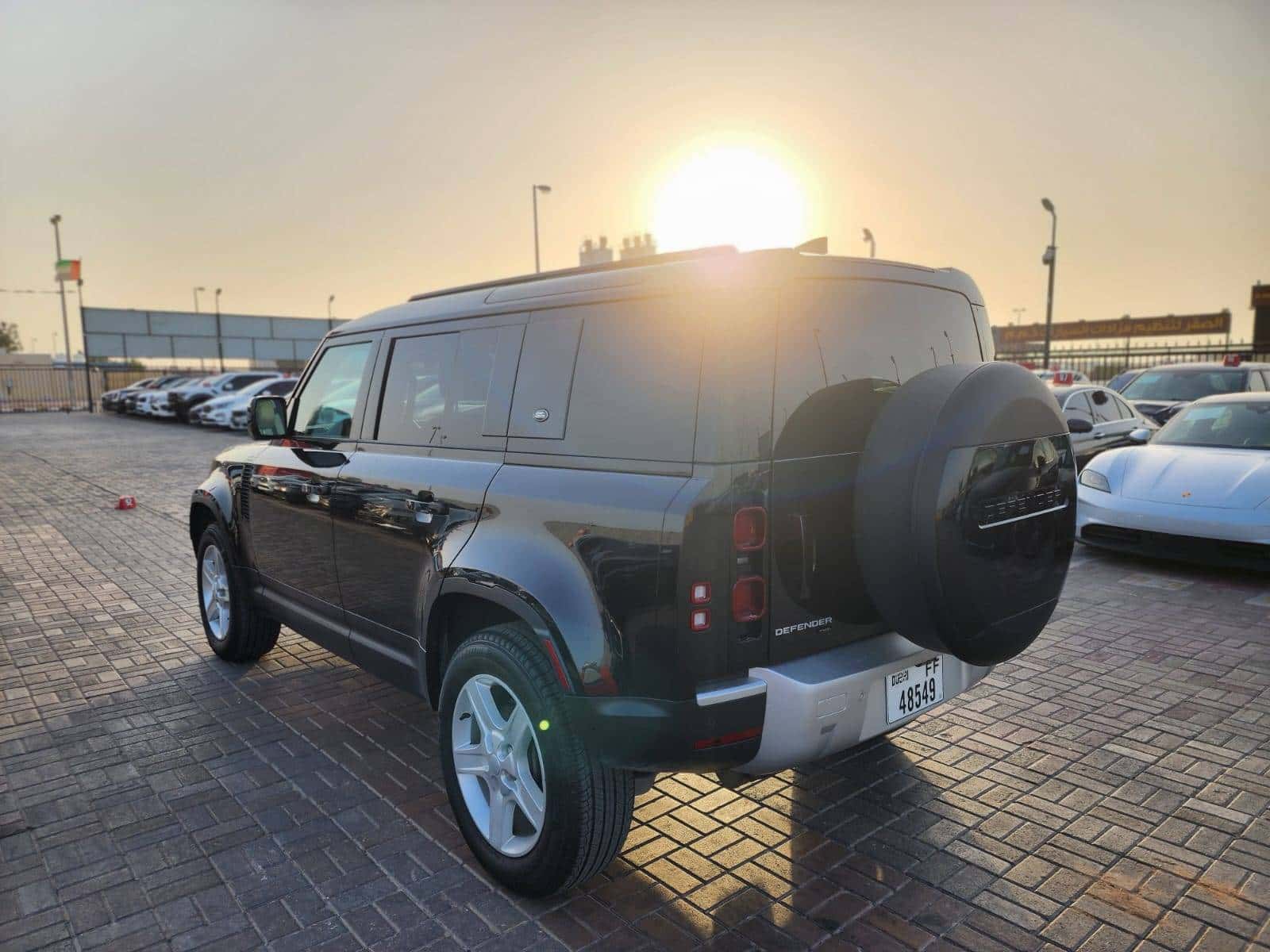 LAND ROVER DEFENDER 110 SE 2023 thumbnail 2