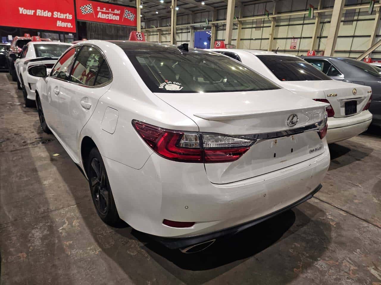 Lexus ES 350 2016 thumbnail 1