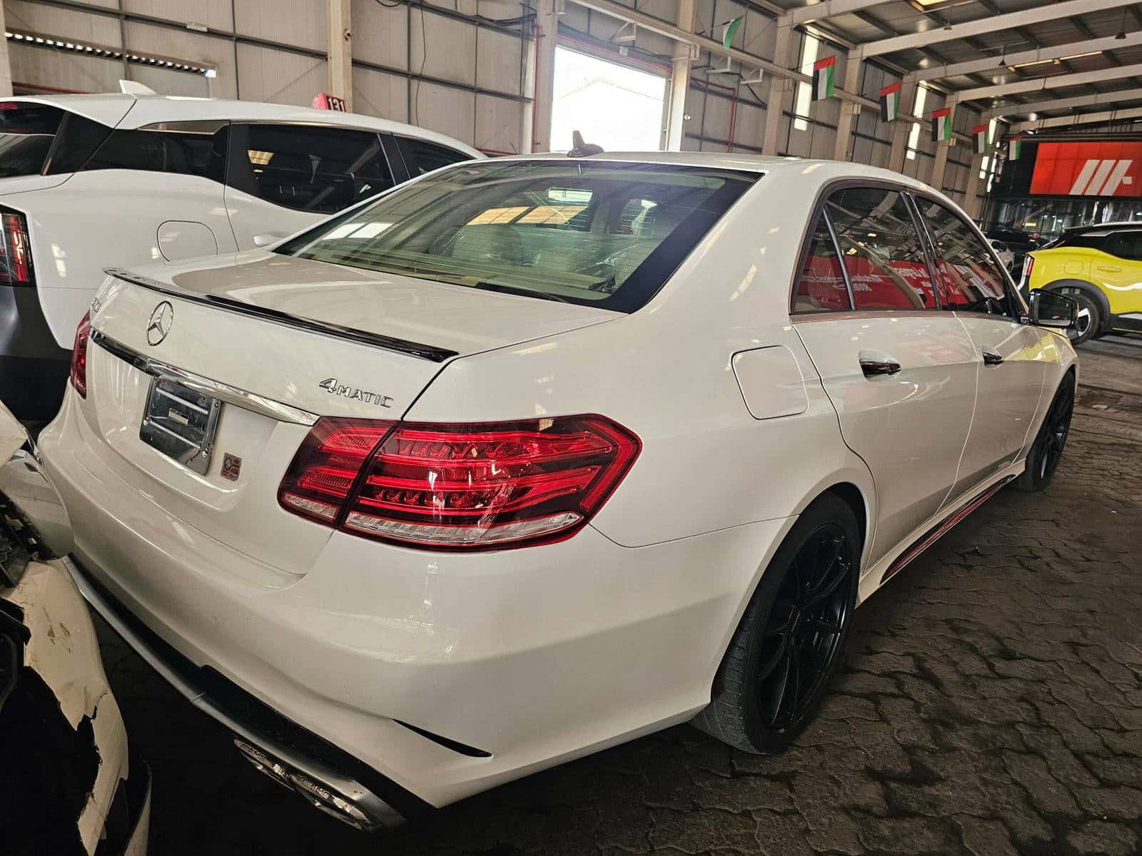 MERCEDES BENZ E 350 2015 thumbnail 4