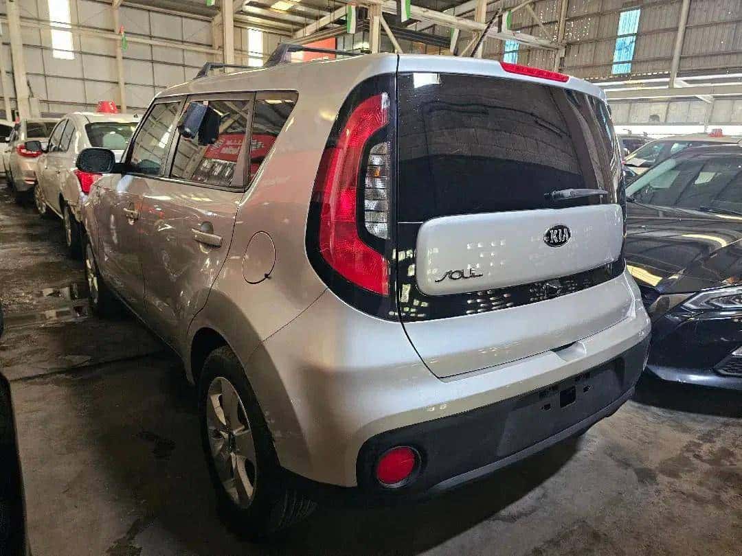 Kia Soul 2018 thumbnail 3