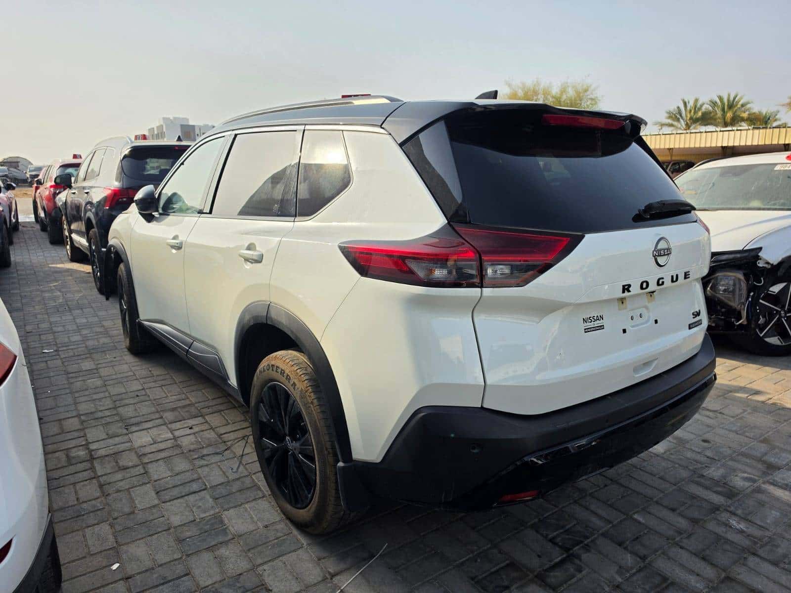 Nissan Rogue 2023 thumbnail 5