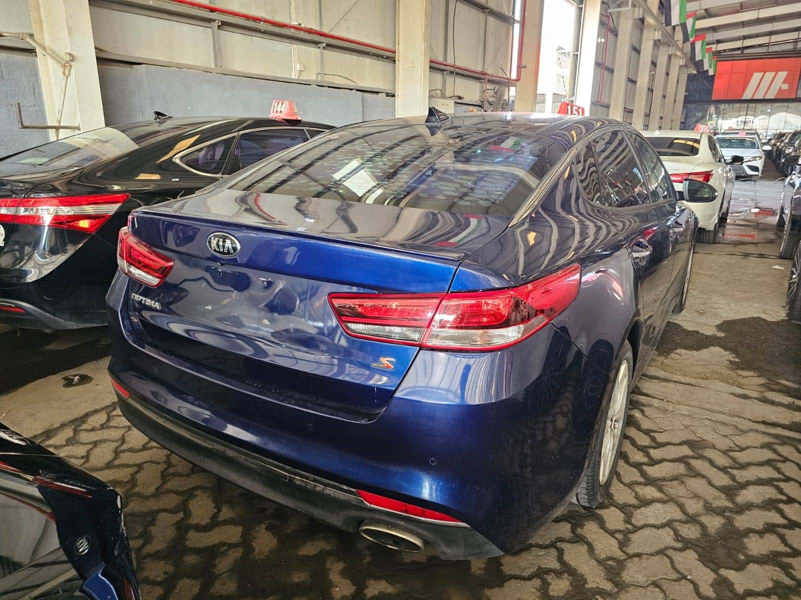 Kia Optima 2018 thumbnail 2