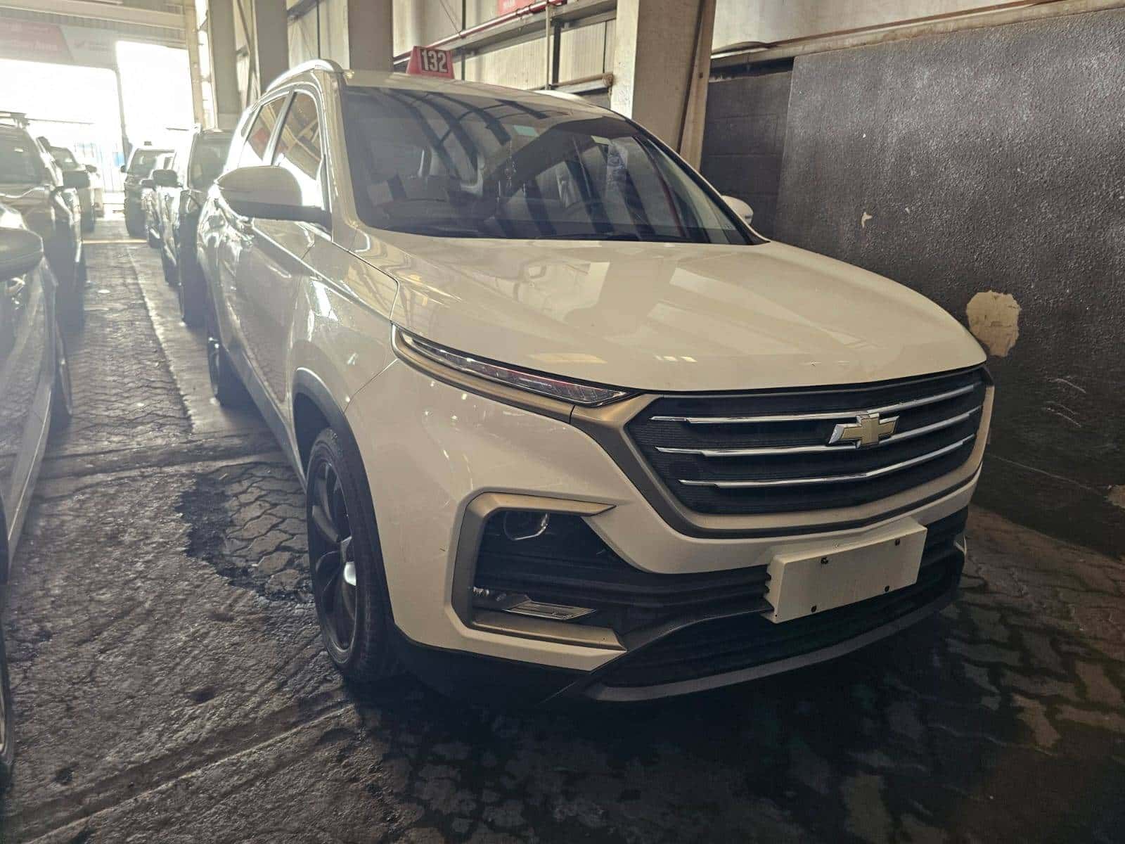 CHEVROLET CAPTIVA 2023 thumbnail 1