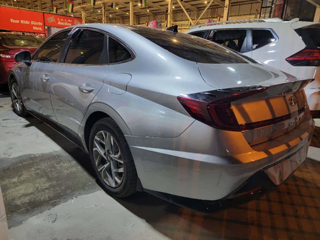 Hyundai Sonata 2021 thumbnail 1