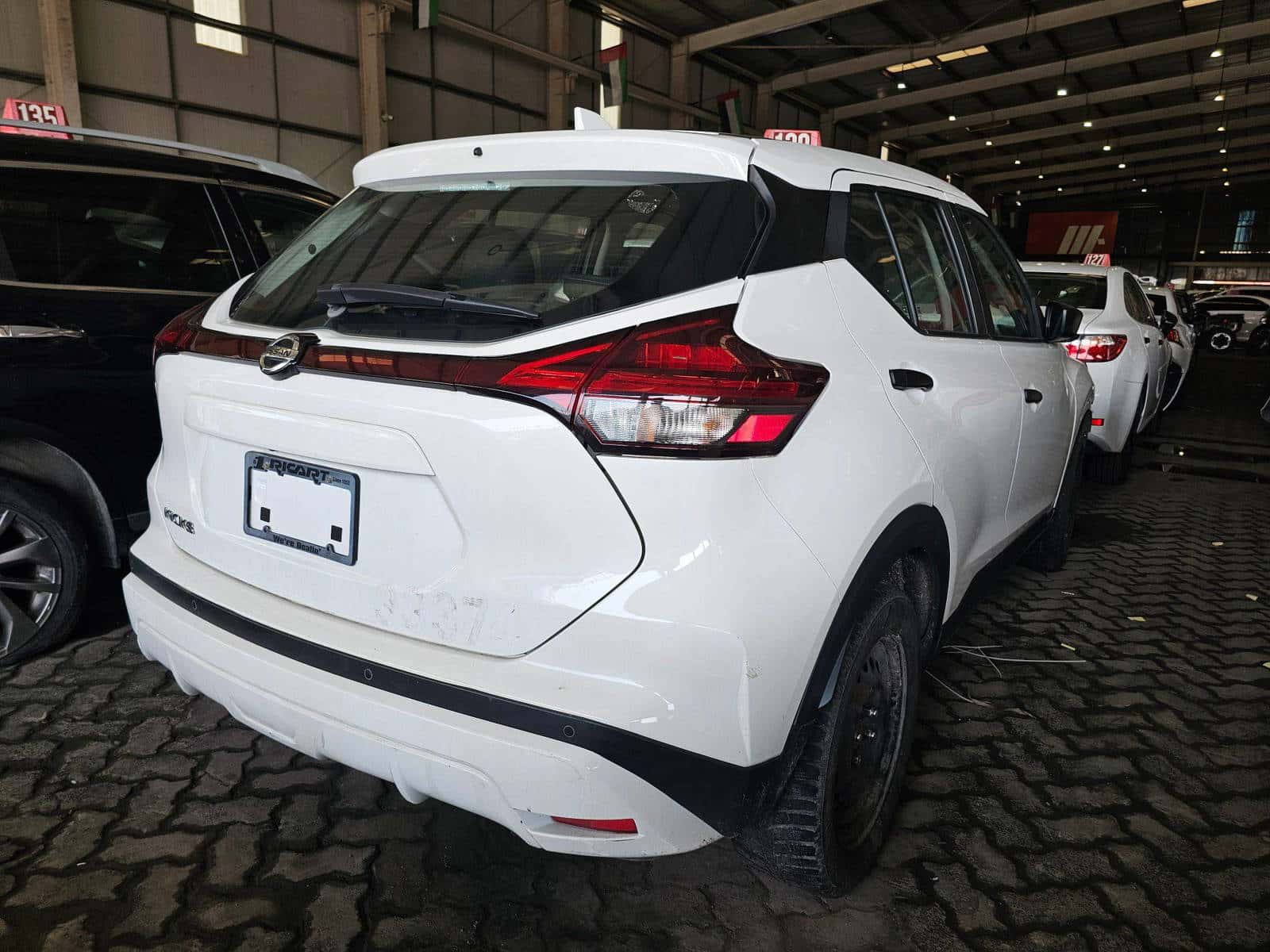 NISSAN KICKS 2021 thumbnail 2