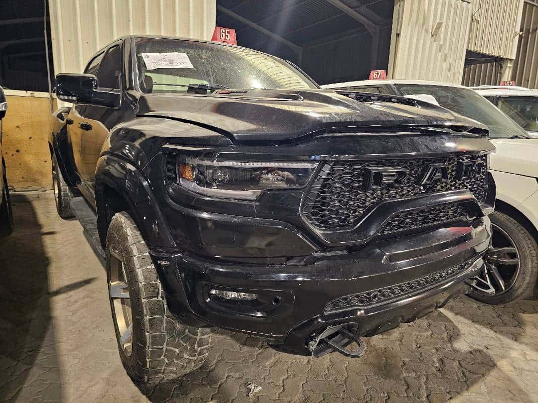 Dodge RAM 1500 2021 thumbnail 1