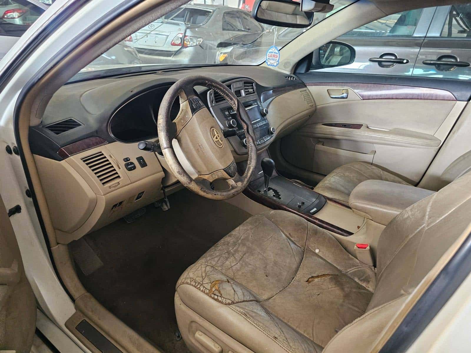 Toyota Avalon 2011 thumbnail 7
