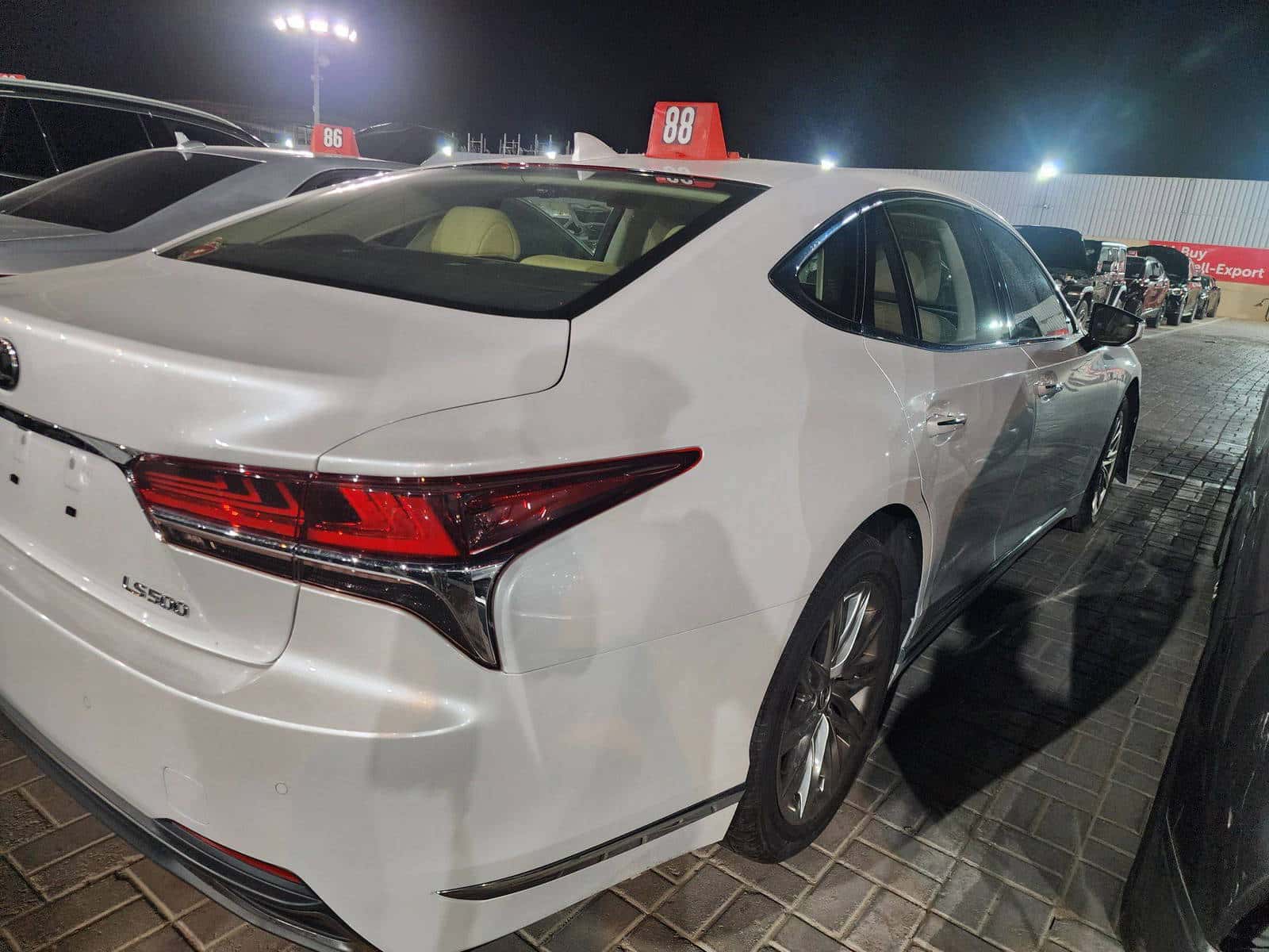 LEXUS LS 500 2018 thumbnail 5